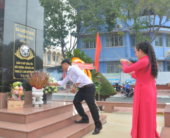 Kiến Tường - Mộc Hóa: Ngày ấy, bây giờ Kiến Tường - Mộc Hóa: Ngày ấy, bây giờ