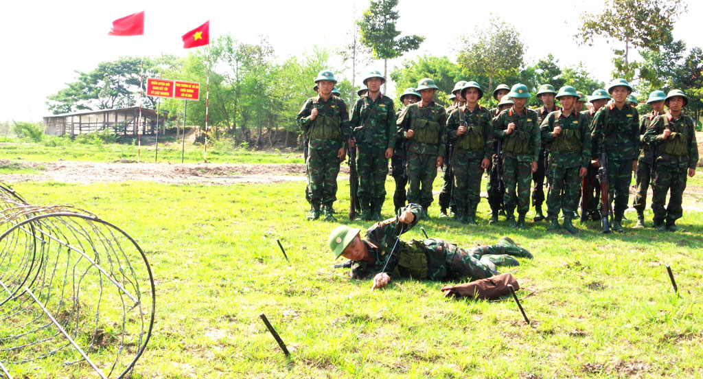 Nhiệt huyết sĩ quan trẻ
