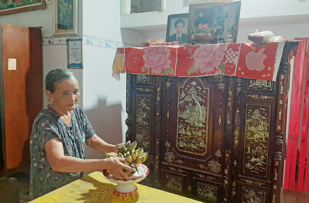 Người anh hùng hiên ngang trước máy chém của địch Bà Huỳnh Thị Coi là người trực tiếp thờ cúng Anh hùng Lực lượng vũ trang nhân dân Lê Văn Cảng