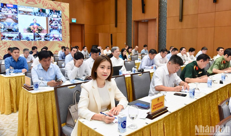 Phát huy vai trò của các doanh nghiệp nhà nước, thúc đẩy sản xuất, kinh doanh và đầu tư phát triển
