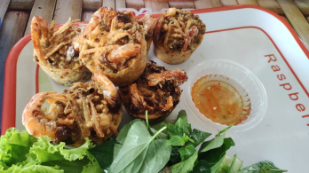 ‘Phải lòng’ bánh cống Sóc Trăng