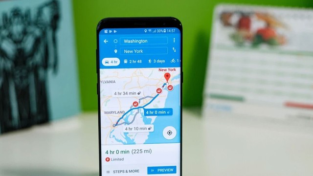 Google thêm tính năng tìm địa điểm yêu thích nhanh hơn bằng biểu tượng cảm xúc trên Google Maps. Ảnh chụp màn hình PhoneArena