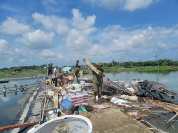 Tân Trụ: Mưa, lốc xoáy gây thiệt hại hàng trăm triệu đồng