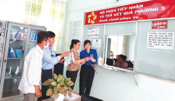 Thị xã Kiến Tường: Góp sức trẻ xây dựng đô thị văn minh Thị xã Kiến Tường: Góp sức trẻ xây dựng đô thị văn minh