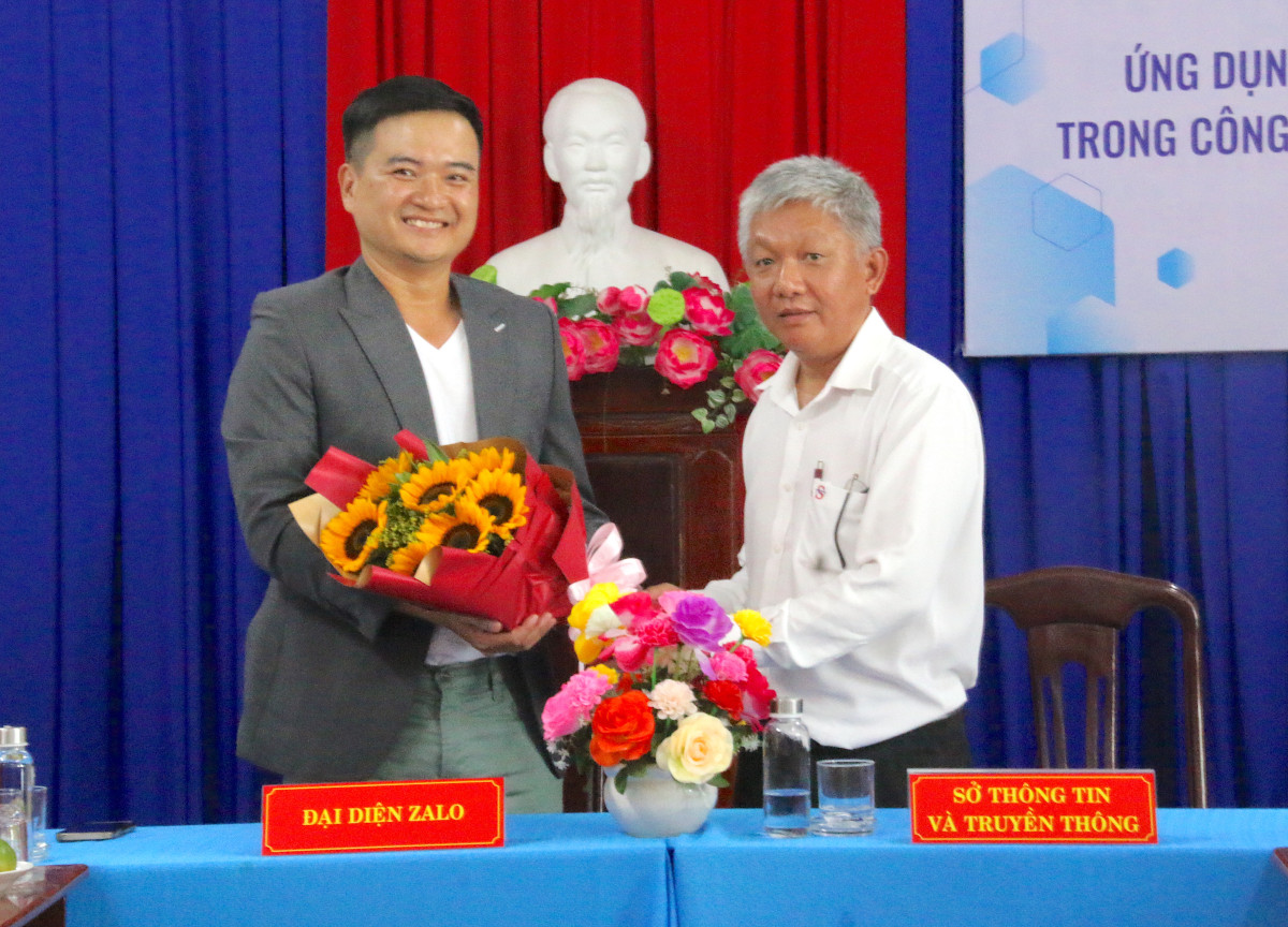 Long An signs cooperation agreement to lauch Long An's Digital Citizenship Platform on Zalo's mini app