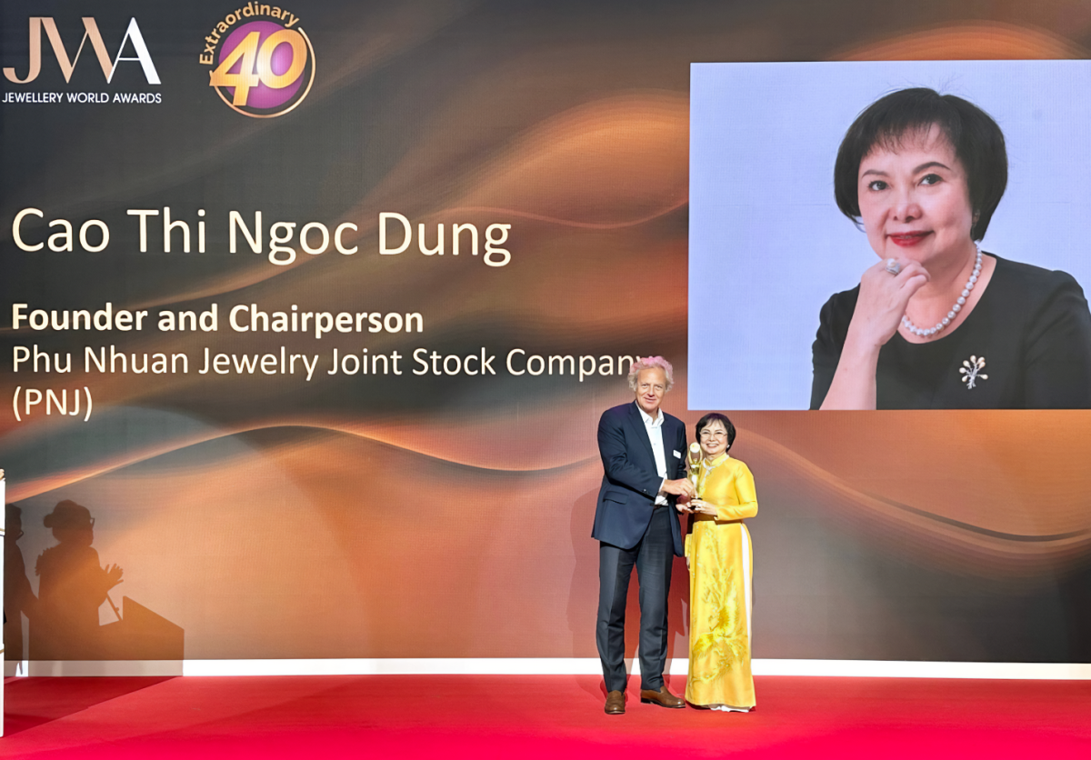Bà Cao Thị Ngọc Dung là người Việt Nam duy nhất nằm trong 40 biểu tượng kim hoàn thế giới