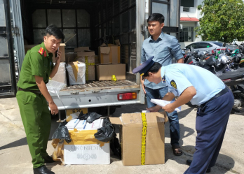 Tăng cường quản lý địa bàn, chống buôn lậu, gian lận thương mại