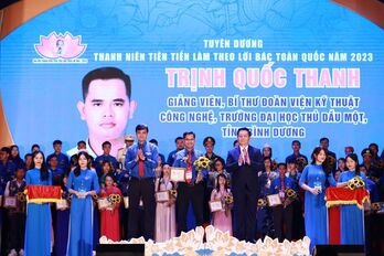 Tuyên dương 420 thanh niên tiên tiến làm theo lời Bác