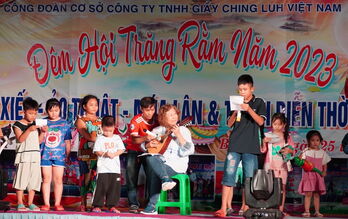 Vui Tết Trung thu cùng con công nhân, lao động