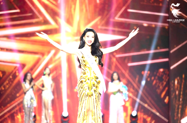 Bùi Quỳnh Hoa giành Vương miện Miss Universe Vietnam 2023. (Nguồn: Ban Tổ chức)