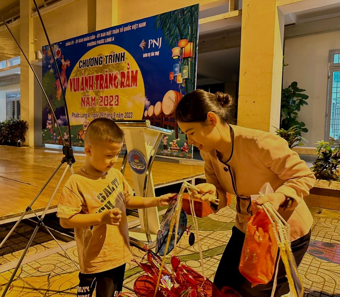 ‘Vui hội trăng rằm cùng PNJ’ – mang niềm hạnh phúc đến các em thiếu nhi nhân dịp tết Trung thu