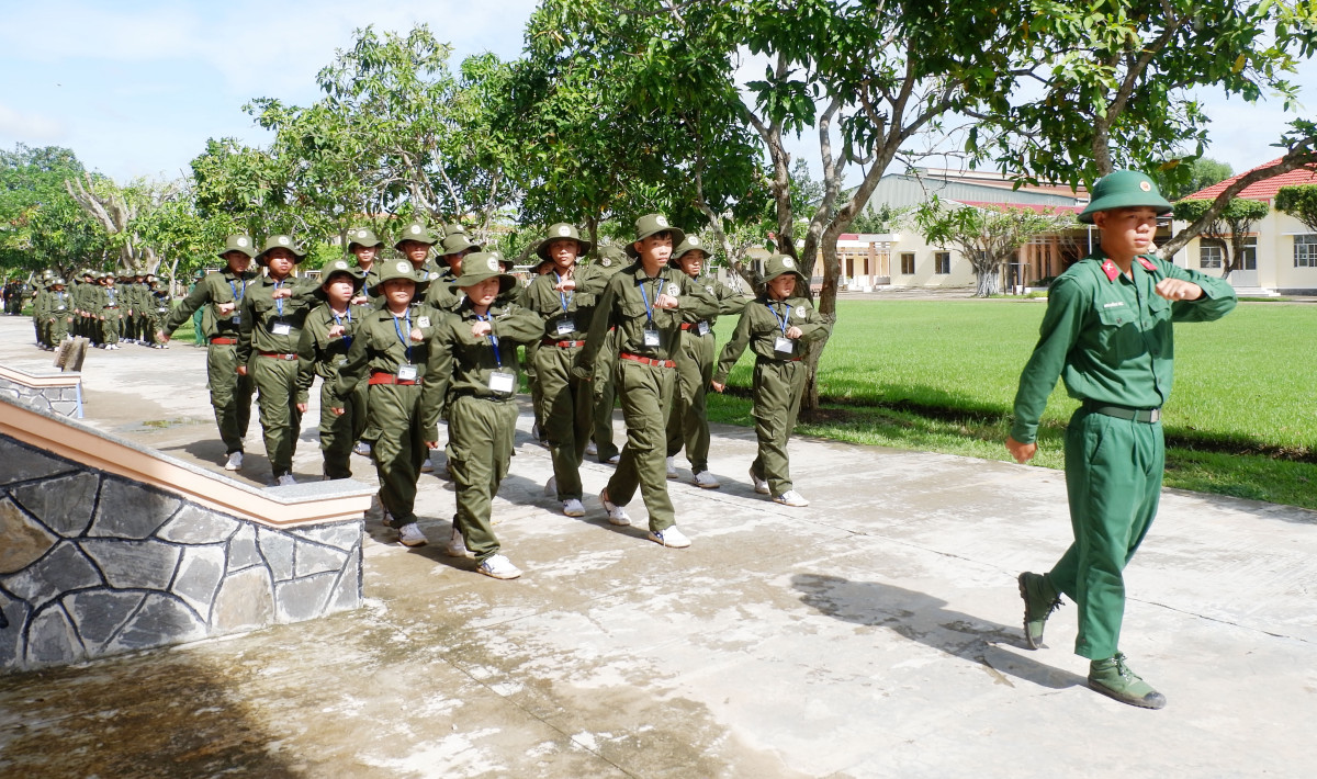 Qua 10 năm thực hiện chương trình Học kỳ trong quân đội, trên 600 học sinh các cấp học trên địa bàn tỉnh được rèn luyện tính kỷ luật, kỷ cương và trưởng thành hơn