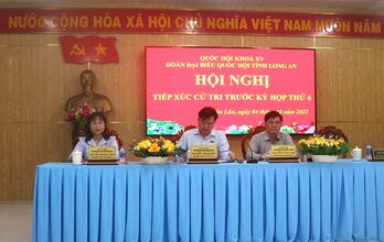 Cử tri huyện Cần Đước kiến nghị nhiều vấn đề liên quan đến đời sống