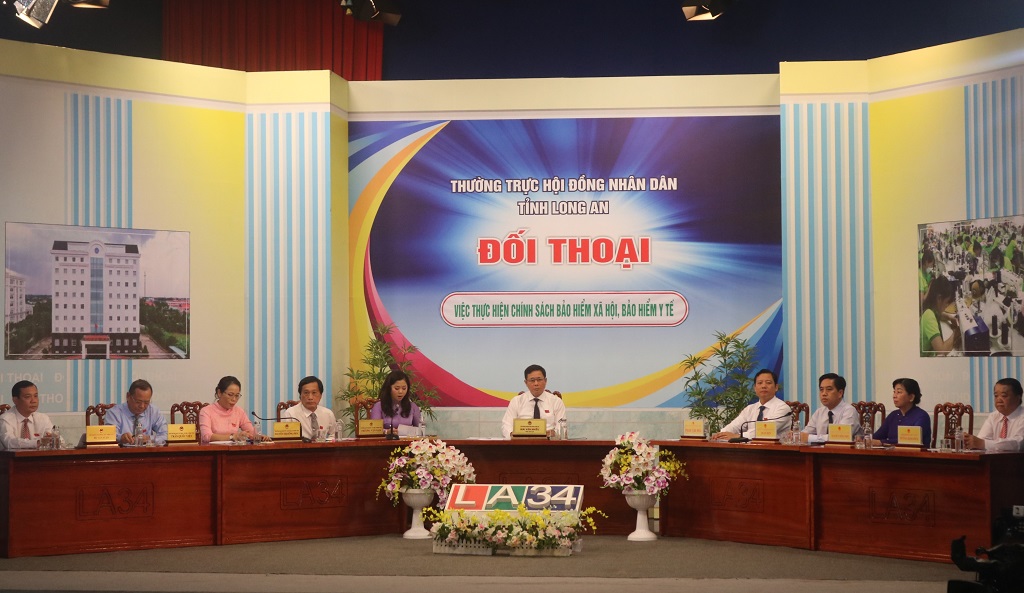 HĐND tỉnh Long An đối thoại về việc thực hiện chính sách bảo hiểm xã hội, bảo hiểm y tế
