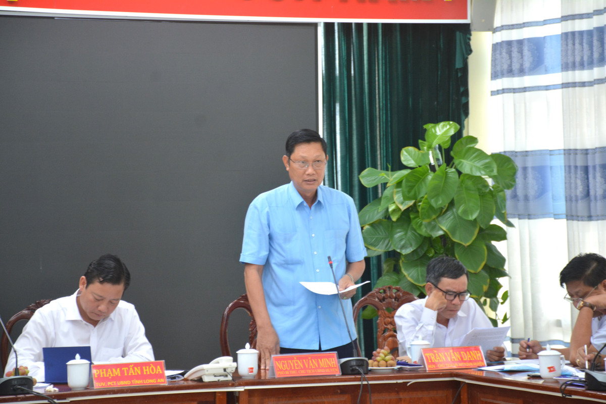Phó Chủ tịch UBND tỉnh – Phạm Tấn Hòa làm việc với huyện Mộc Hóa về phát triển kinh tế - xã hội