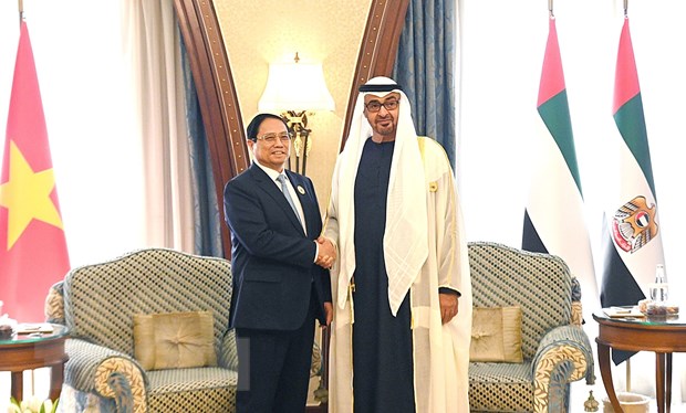 Thủ tướng Phạm Minh Chính gặp Tổng thống UAE Mohammed bin Zayed Al Nahyan. (Ảnh: Dương Giang/TTXVN)