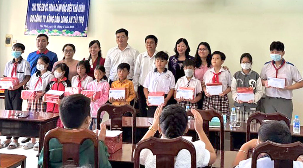 Chung tay xây dựng môi trường sống, học tập cho trẻ em phát triển
