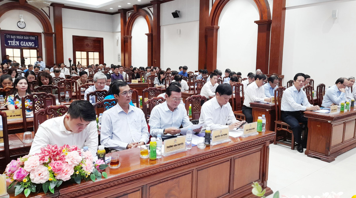 Đại biểu dự hội nghị