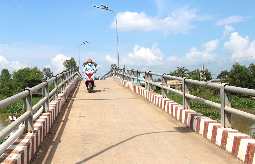Giao thông đi trước, mở đường cho nông thôn phát triển