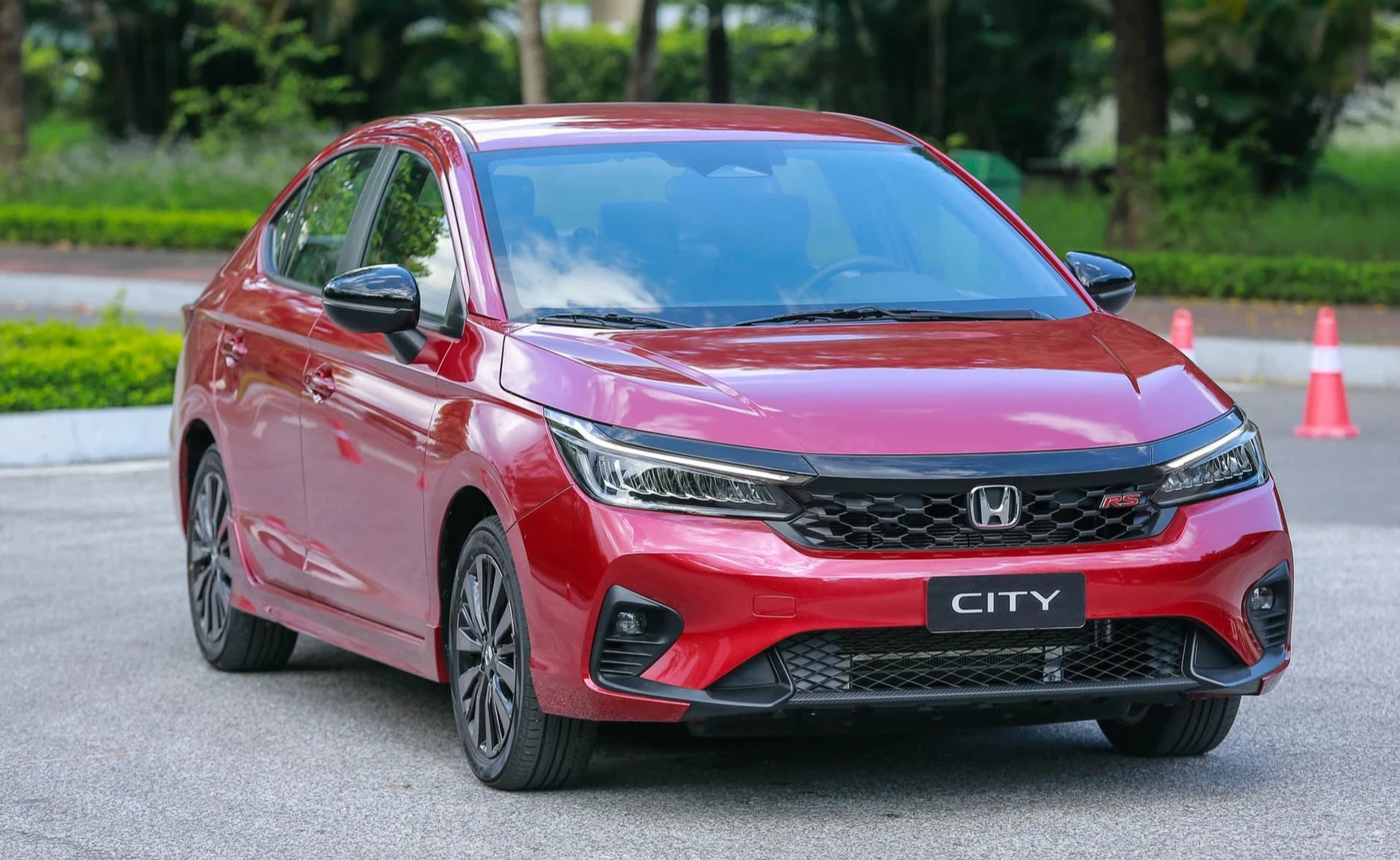 Chỉ đang xếp thứ 3 trong phân khúc sedan hạng B tại Việt Nam, nhưng tính chung thị trường Đông Nam Á, Honda City đang là mẫu sedan hút khách nhất với 81.668 xe bán ra sau 9 tháng đầu năm 2023, giảm 5,9% so với cùng kỳ năm ngoái.