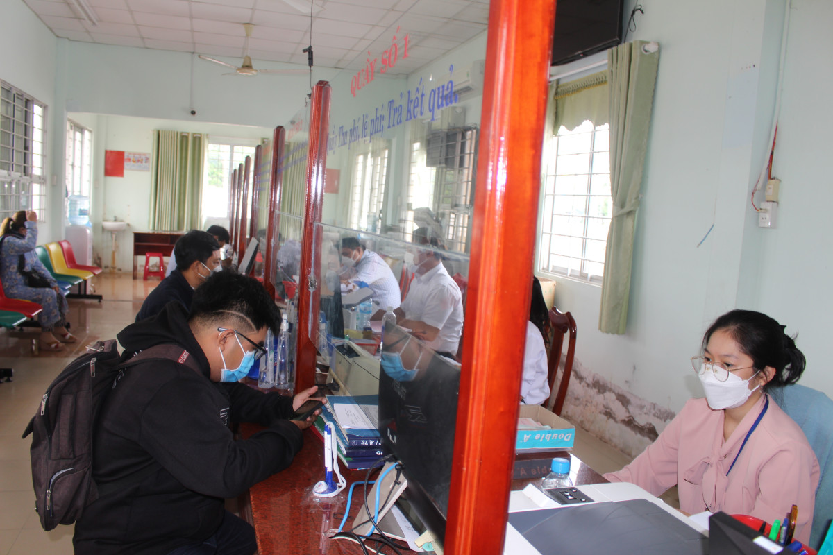 Đẩy mạnh ứng dụng công nghệ thông tin vào hiện đại hóa nền hành chính nhà nước