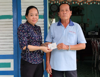 'Điểm tựa' của người nghèo