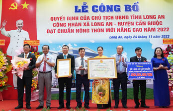 Long An đón nhận danh hiệu xã đạt chuẩn nông thôn mới nâng cao