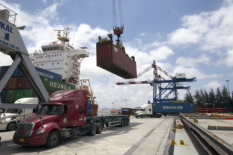 Hiệp định CPTPP: Động lực mạnh mẽ thúc đẩy thương mại, đầu tư Việt Nam-Anh Thông quan hàng hóa xuất khẩu. (Ảnh: Đức Duy/Vietnam+)