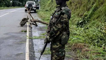 Sierra Leone ban bố lệnh giới nghiêm sau vụ tấn công doanh trại quân đội