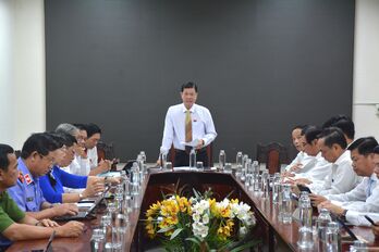Đại biểu thảo luận góp ý nhiều nội dung cho các báo cáo, tờ trình Nghị quyết HĐND tỉnh