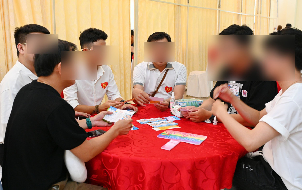 Đẩy mạnh các giải pháp ngăn chặn lây nhiễm HIV trong giới trẻ Hoạt động tư vấn xét nghiệm phát hiện ca nhiễm HIV được tăng cường