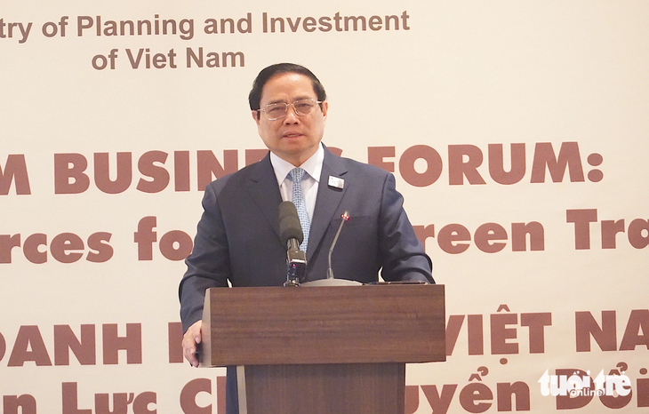 Thủ tướng Phạm Minh Chính nhấn mạnh ưu tiên chuyển đổi xanh, có chính sách ưu đãi cho nhà đầu tư - Ảnh: NGỌC AN