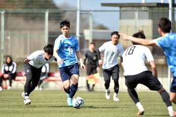 Đội bóng Yokohama FC của tiền đạo Nguyễn Công Phượng xuống hạng