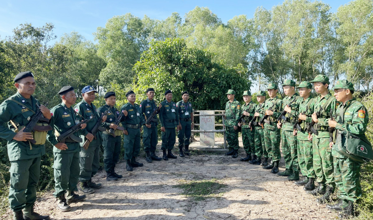 Đồn Biên phòng Bến Phố tuần tra song phương với lực lượng bảo vệ biên giới phía Campuchia