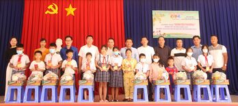 Quỹ bảo trợ trẻ em các cấp vận động trên 21,6 tỉ đồng hỗ trợ trẻ em có hoàn cảnh đặc biệt, khó khăn