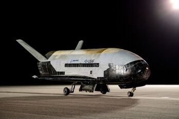 SpaceX hoãn phóng phi thuyền bí ẩn X-37B của quân đội Mỹ