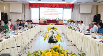 Cooperation agreement between Long An Provincial People's Committee and University of Social Sciences and Humanities