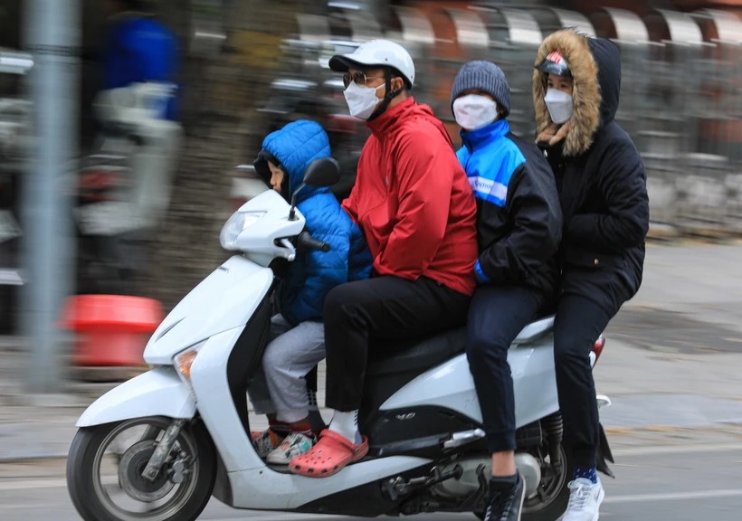Bắc Bộ trời rét, có nơi rét đậm, Biển Đông gió mạnh, sóng lớn