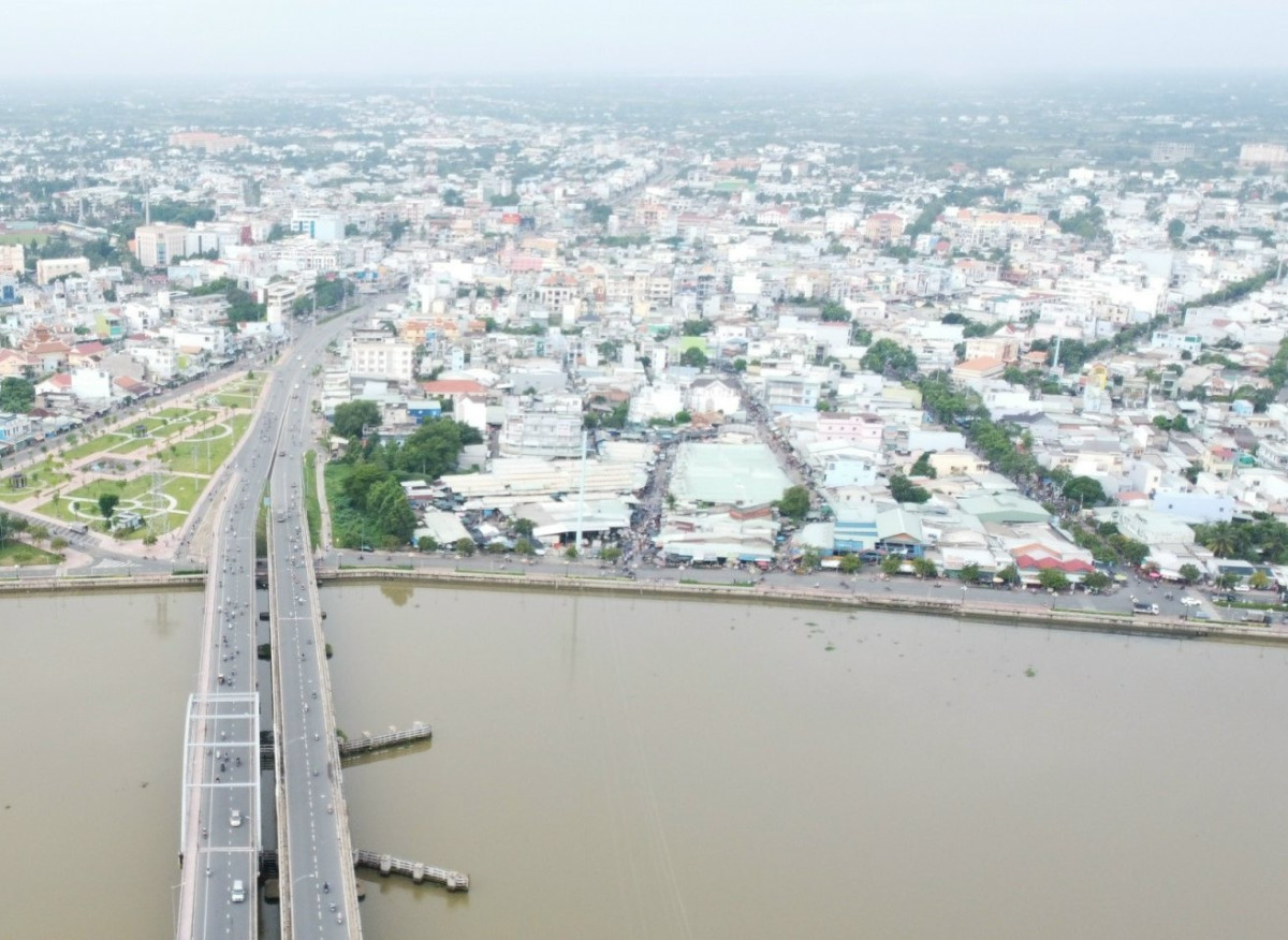 Dự toán thu ngân sách nhà nước năm 2024 trên địa bàn TP.Tân An thu 850 tỉ đồng và hướng đến mức thu đạt 1.000 tỉ đồng