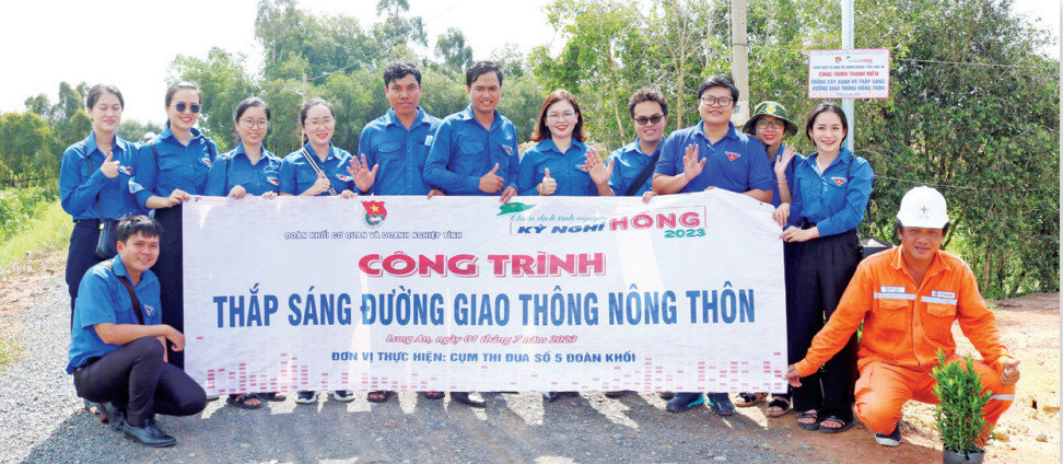 Đoàn Thanh niên tỉnh tham gia xây dựng nông thôn mới