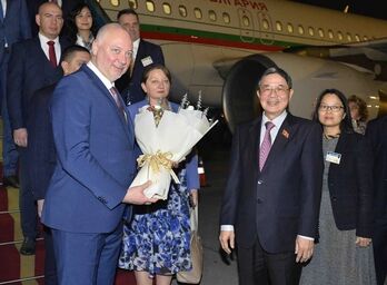Chủ tịch Quốc hội Bulgaria đến Hà Nội, bắt đầu chuyến thăm chính thức Việt Nam
