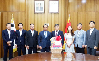 Secretary of Provincial Party Committee - Nguyen Van Duoc visits and gives new year greetings to Consulate General of Japan and Korea in Ho Chi Minh City
