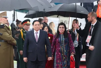 Thủ tướng Phạm Minh Chính tới thủ đô Budapest, bắt đầu thăm chính thức Hungary