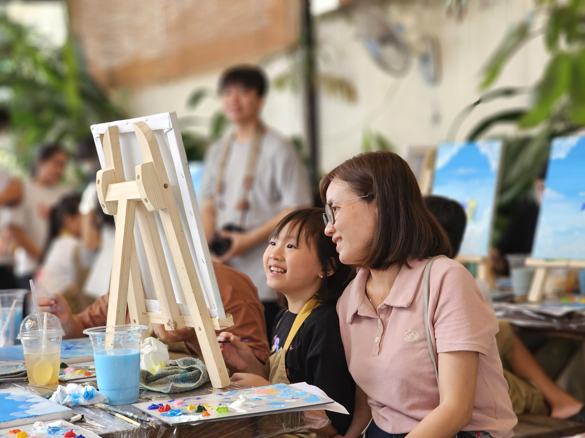 Những người đi gieo Tết