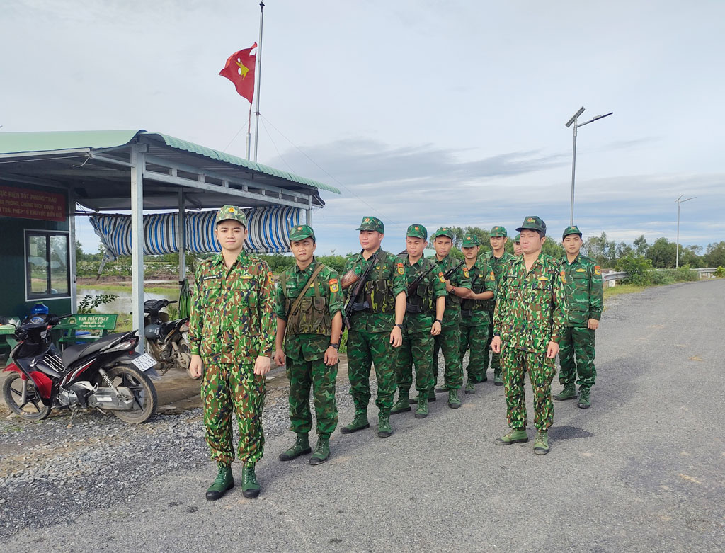Vui xuân mới không quên nhiệm vụ