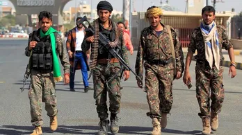 Houthi yêu cầu nhân viên người Mỹ và Anh của các tổ chức quốc tế rời khỏi Yemen