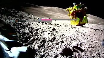 Nhật Bản xác nhận tàu Mặt Trăng đáp lộn ngược, có thể 'chết'