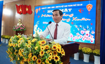 TP.Tân An họp mặt mừng Đảng - mừng Xuân Giáp Thìn năm 2024