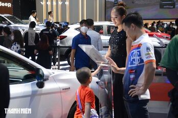 Lượng tiêu thụ ô tô tại Việt Nam giảm mạnh nhất khu vực Đông Nam Á