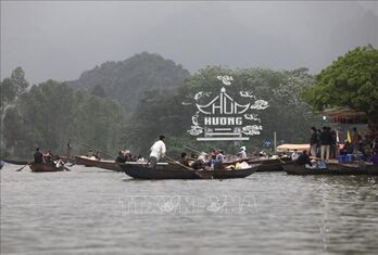 Huong Pagoda Festival to begin on February 11